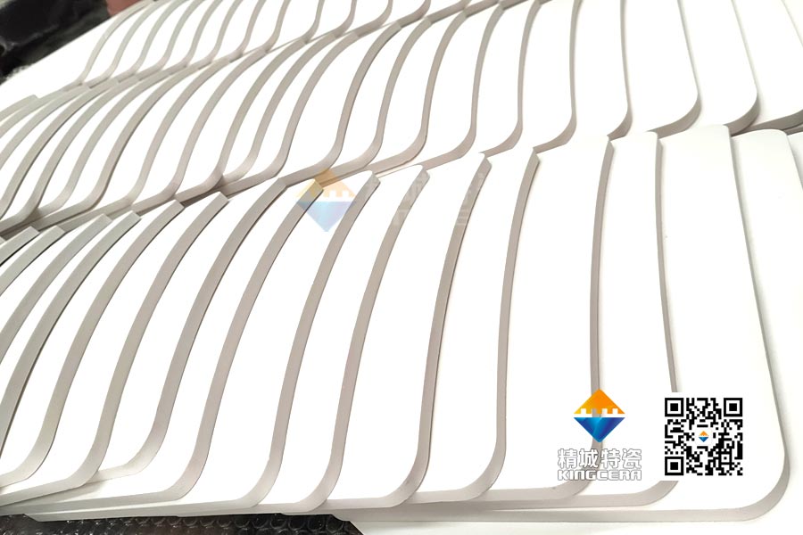 高純氧化鋁陶瓷單曲面防彈板